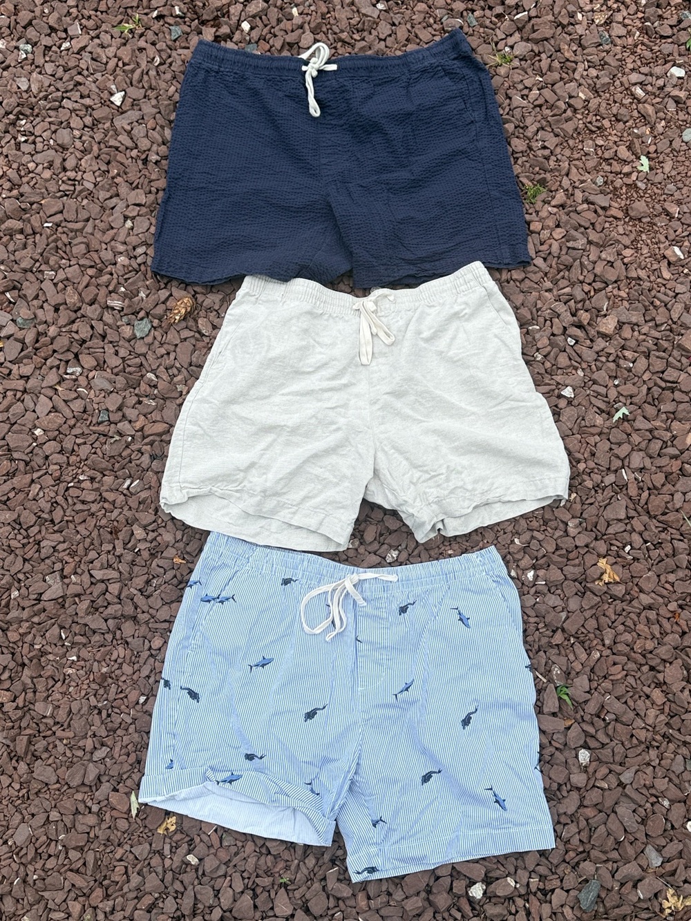 Men’s Drawstring Shorts NAUTICA size XXL Navy, Light Blue Shark Print, and Linen